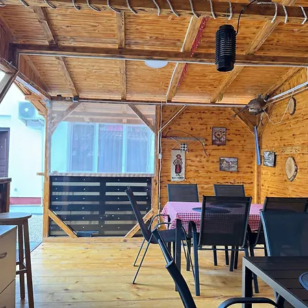 アパートホテル Boutique - Lacoste コスティネシュティ