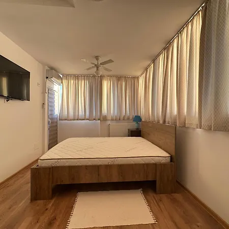 Aparthotel Butique Lacoste *