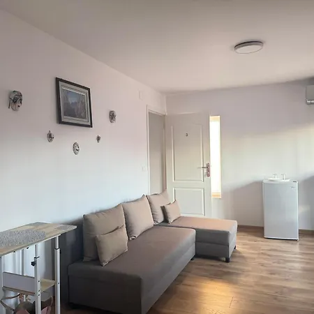 Aparthotel Butique Lacoste *